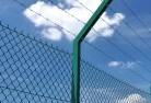 Alleenabarbed-wire-fencing-8.jpg; ?>